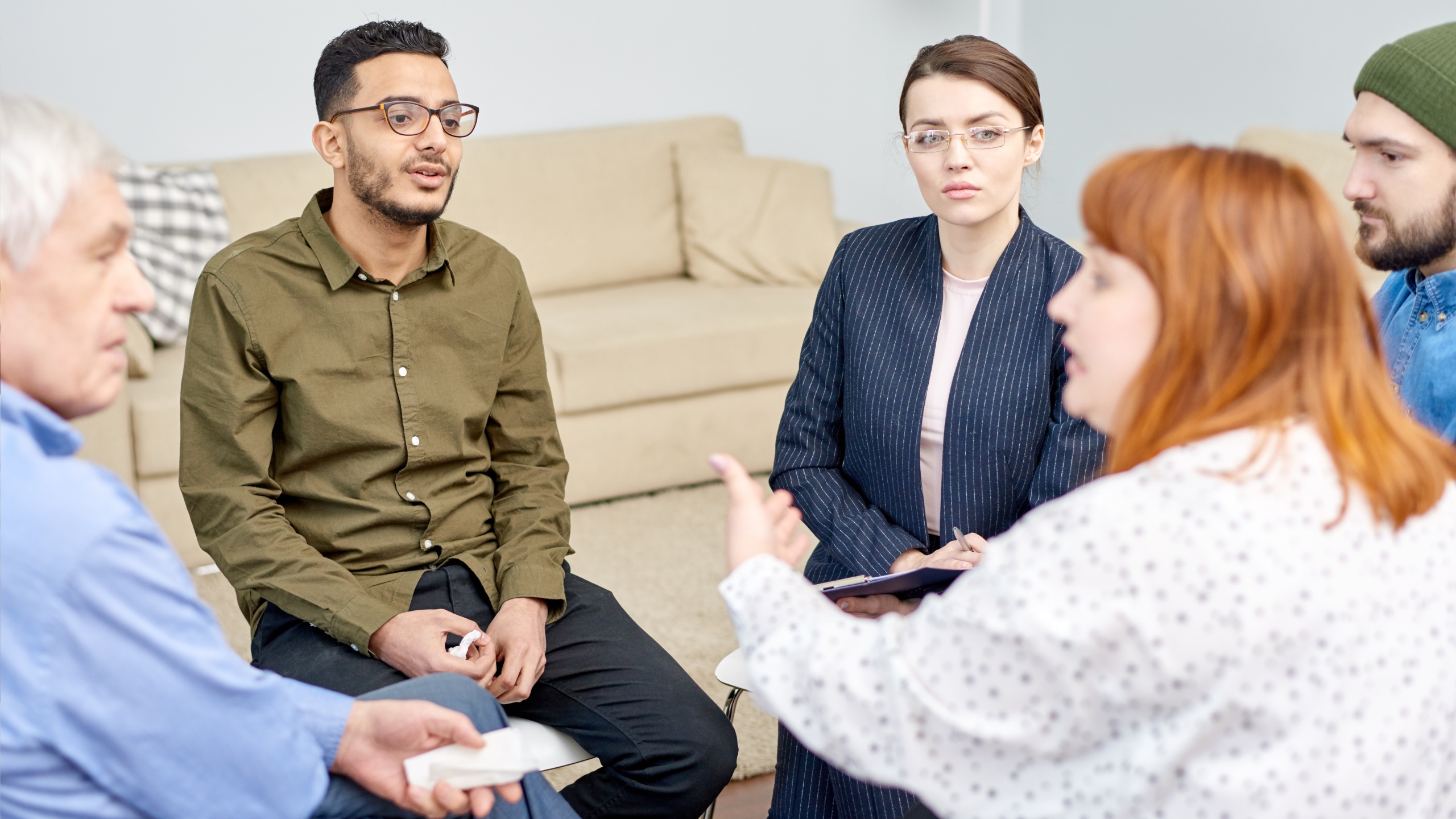 Understanding the Benefits of an Alcohol Detox Program