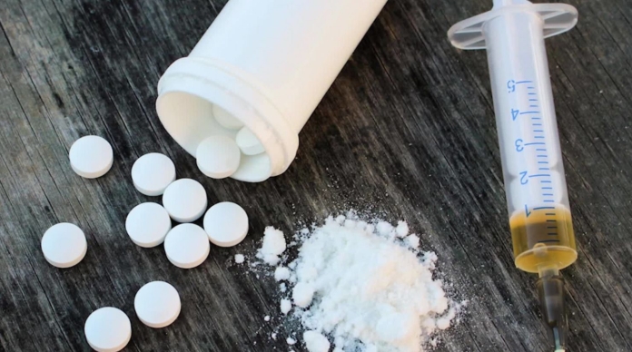 What Fentanyl Looks Like: Forms, Colors, and Identification 1 Screenshot 15 4 2026 1248 www.bing .com